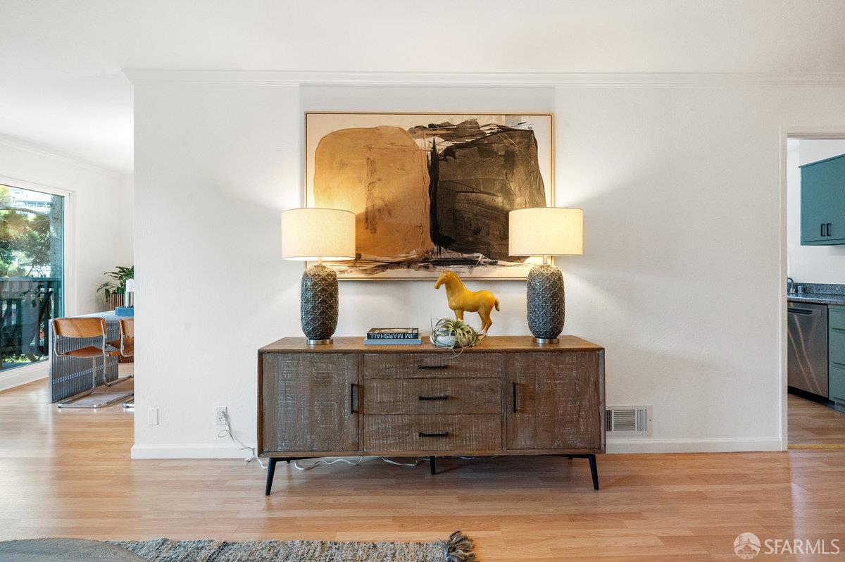 Photo #5: 425070499 Listing 