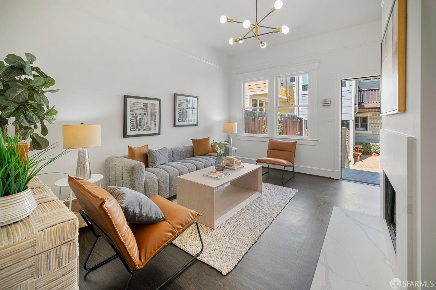 Photo #4: 425049873 Listing 
