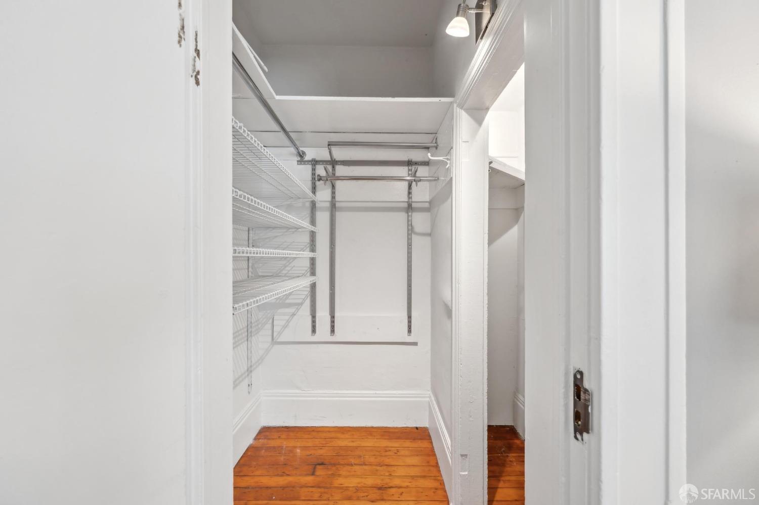 Photo #10: 425070288 Listing: Photo #10