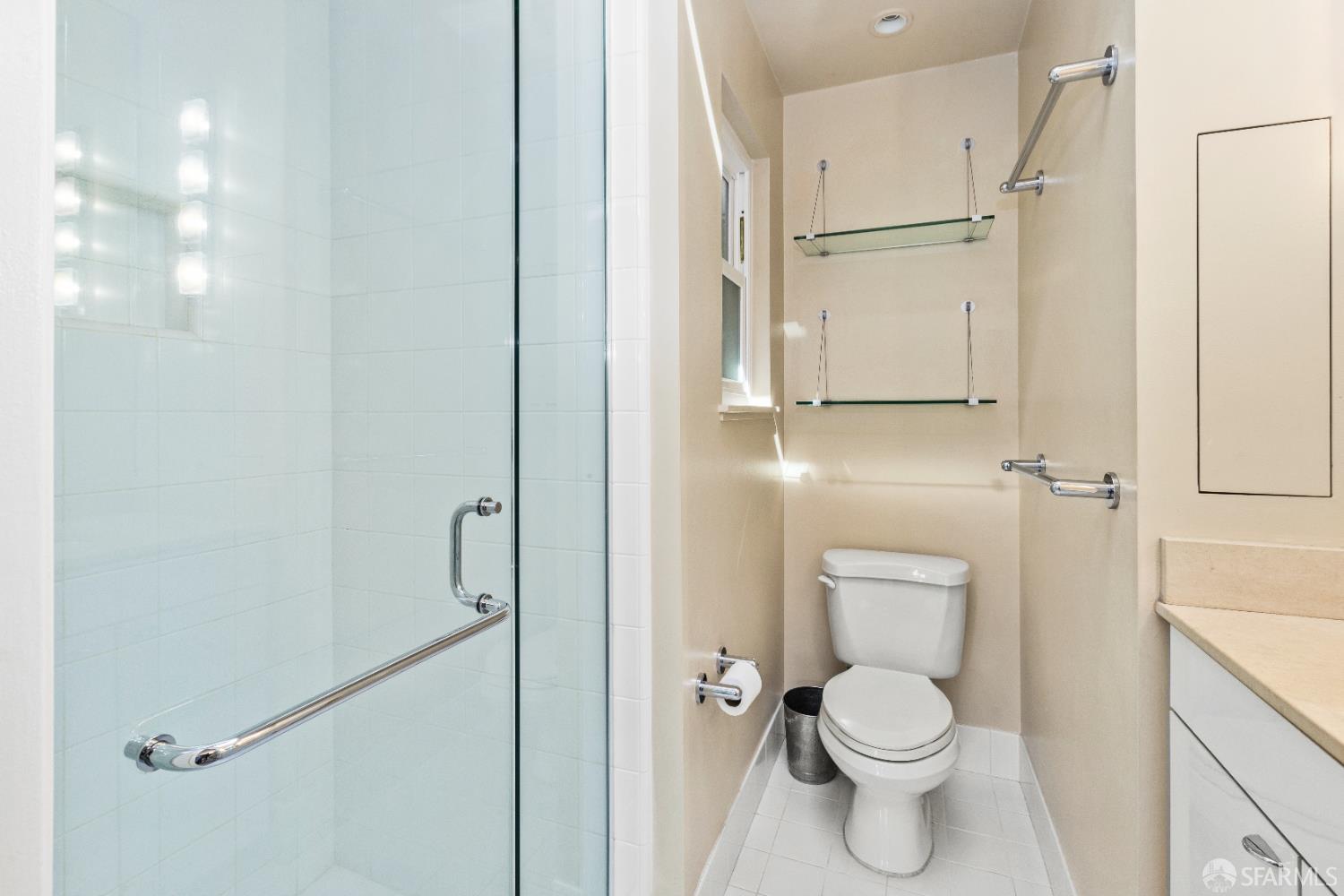 Detail Gallery Image 21 of 89 For 51 Wood St, San Francisco,  CA 94118 - – Beds | – Baths