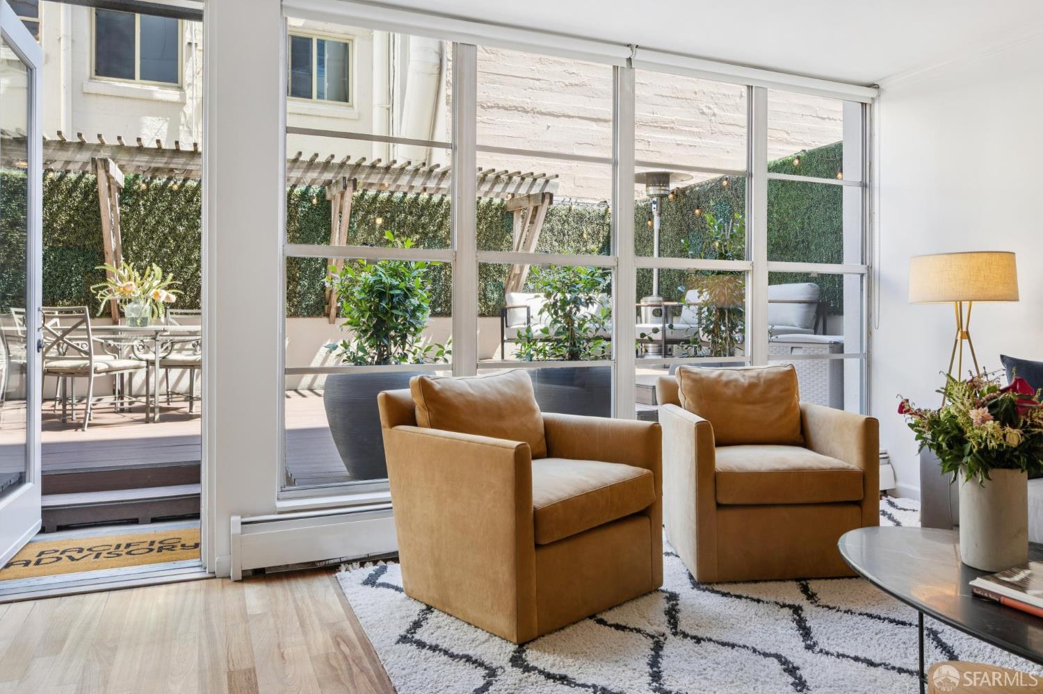 Photo #8: 425070027 Listing: Photo #8