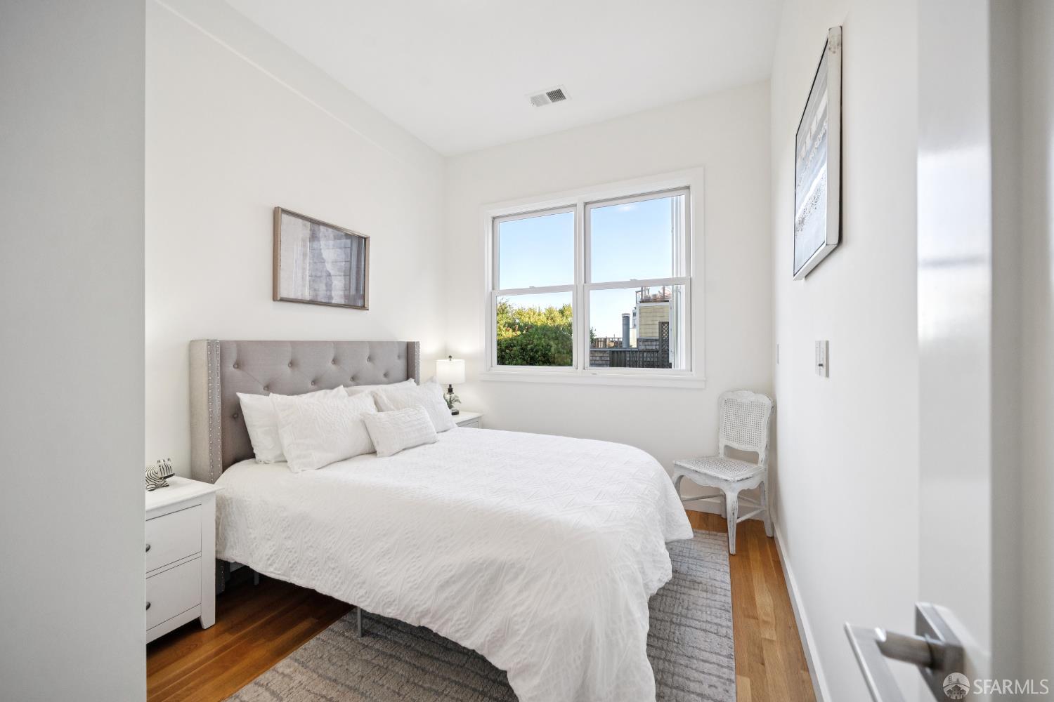 Detail Gallery Image 39 of 43 For 857 Castro St, San Francisco,  CA 94114 - 4 Beds | 3 Baths