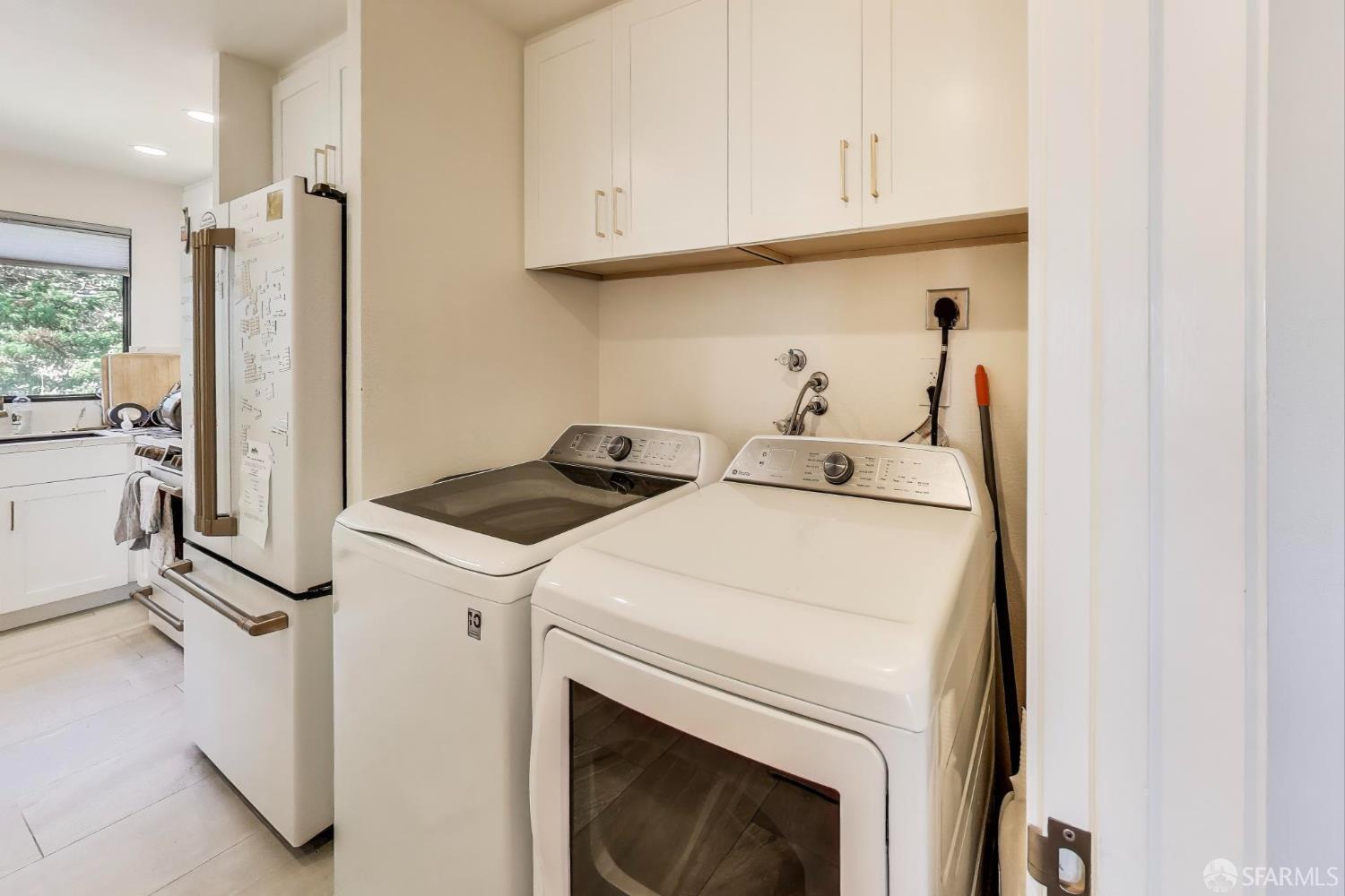 Detail Gallery Image 14 of 32 For 208 N Lake Merced Hls 3a,  San Francisco,  CA 94132 - 3 Beds | 2 Baths