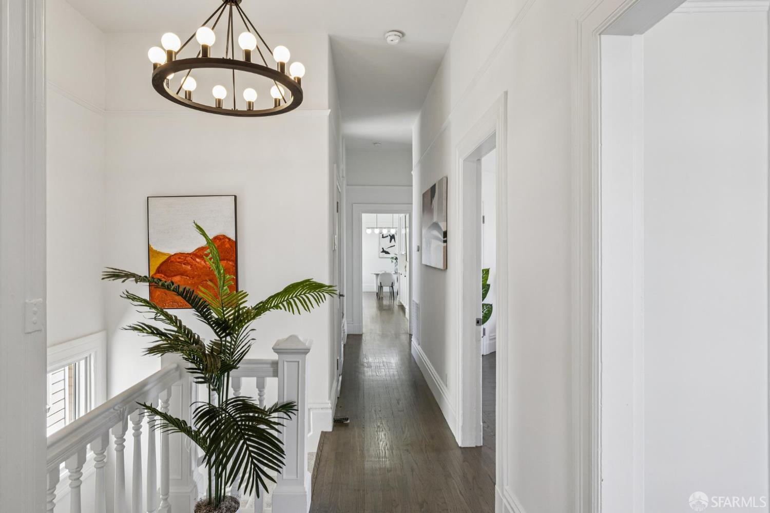 Detail Gallery Image 3 of 29 For 223 Waller St, San Francisco,  CA 94102 - 3 Beds | 1 Baths