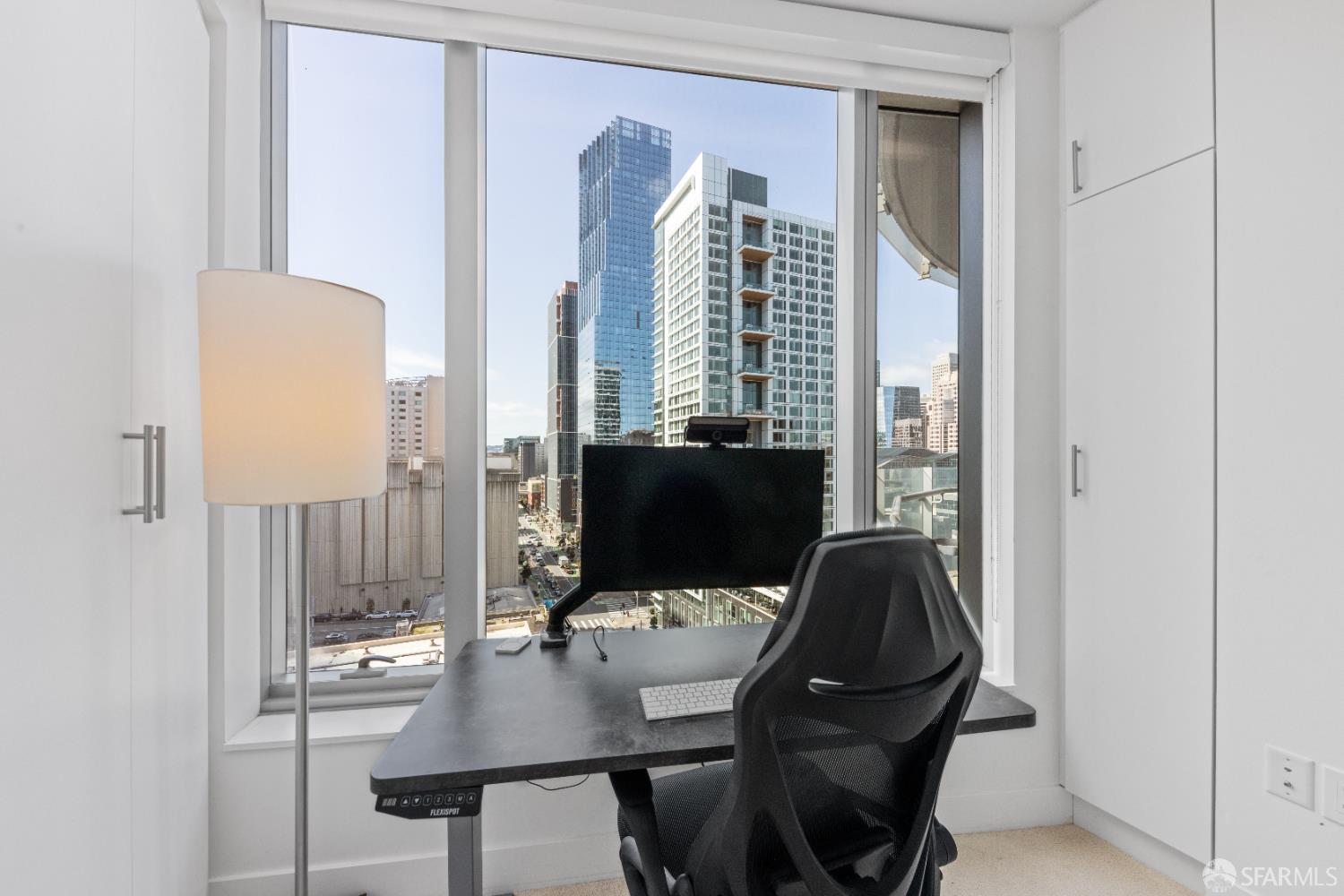 Detail Gallery Image 14 of 48 For 201 Folsom St 16a,  San Francisco,  CA 94105 - 2 Beds | 2 Baths