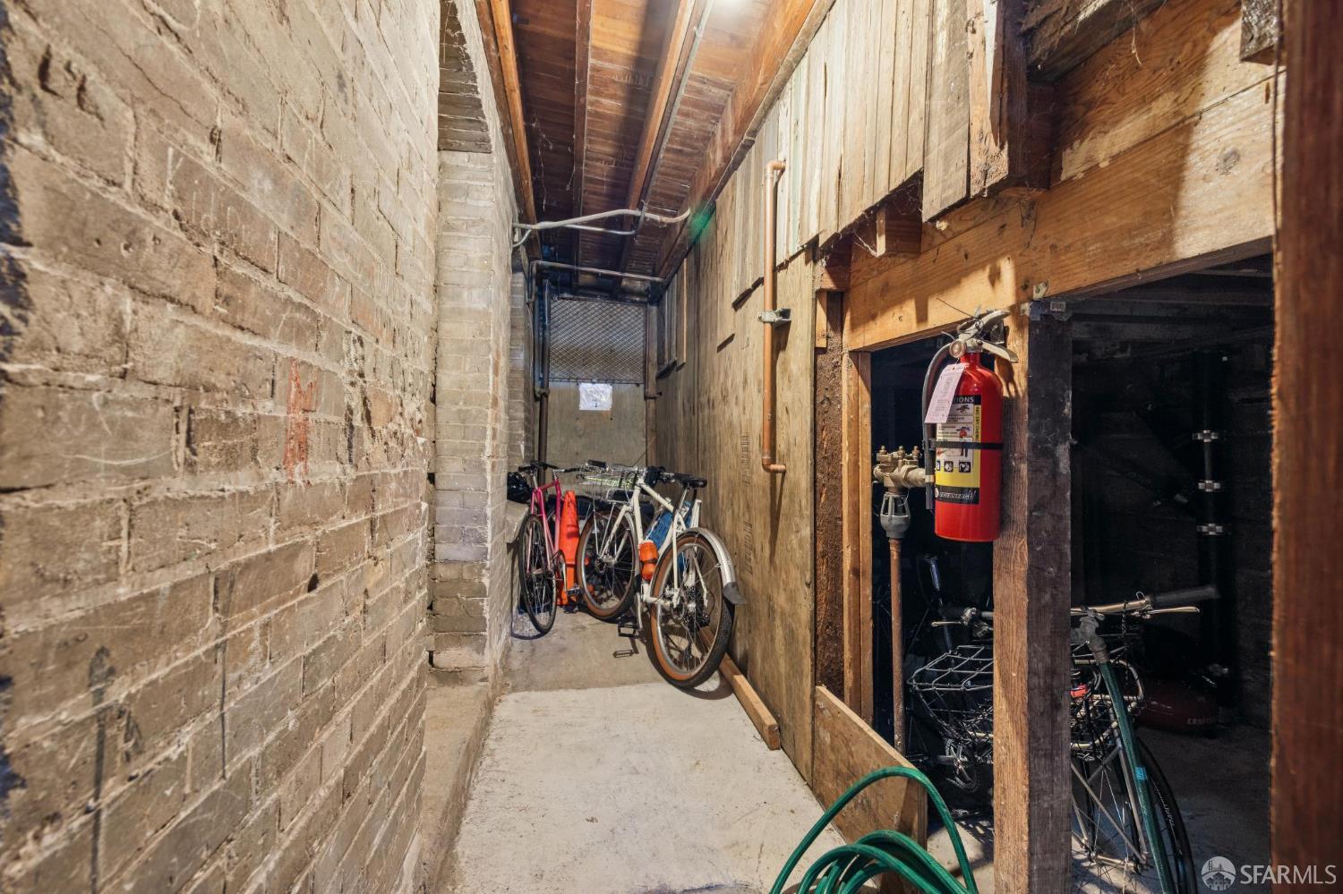 Detail Gallery Image 48 of 52 For 1541 Sanchez St, San Francisco,  CA 94131 - – Beds | – Baths