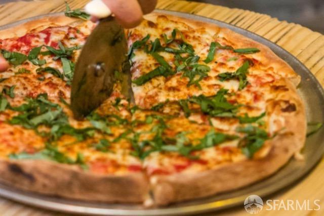 Detail Gallery Image 3 of 13 For 1042 Kearny St, San Francisco,  CA 94133 - – Beds | – Baths