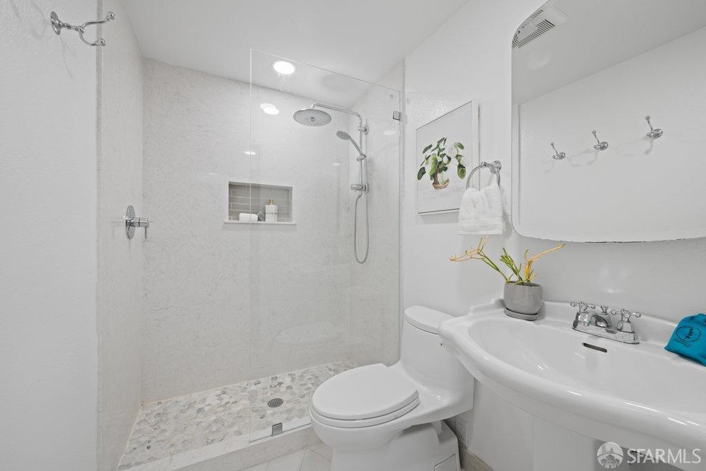 Detail Gallery Image 48 of 73 For 1706 35th Ave, San Francisco,  CA 94122 - 3 Beds | 2 Baths