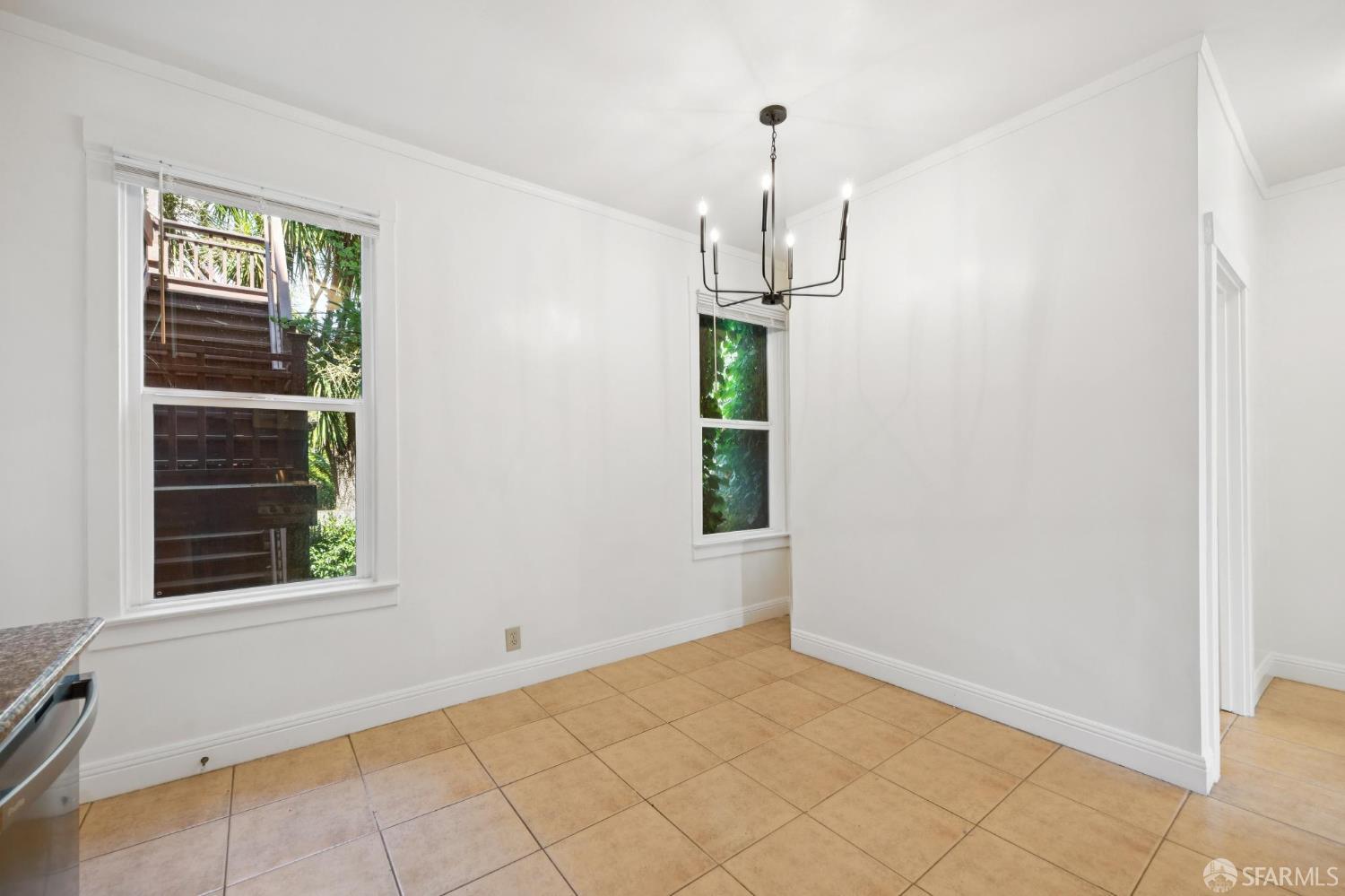Detail Gallery Image 10 of 52 For 1541 Sanchez St, San Francisco,  CA 94131 - – Beds | – Baths