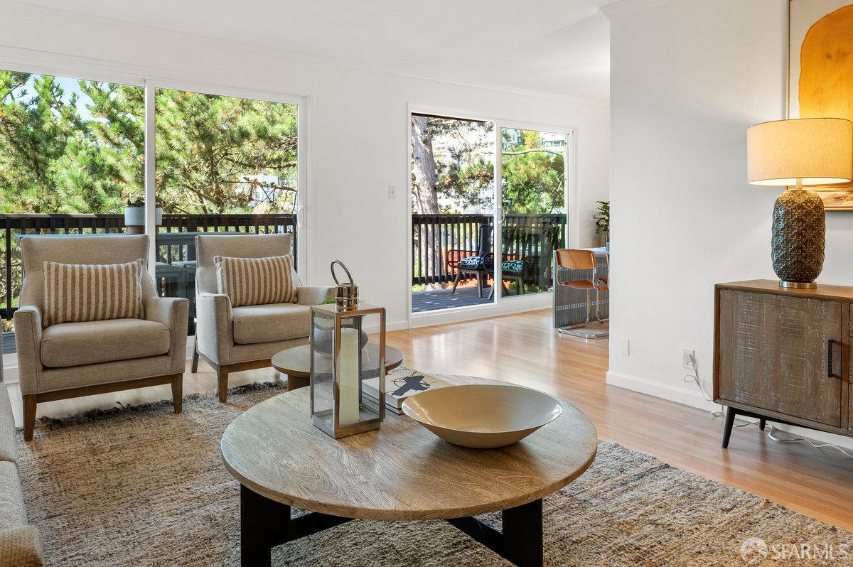 Photo #6: 425070499 Listing 