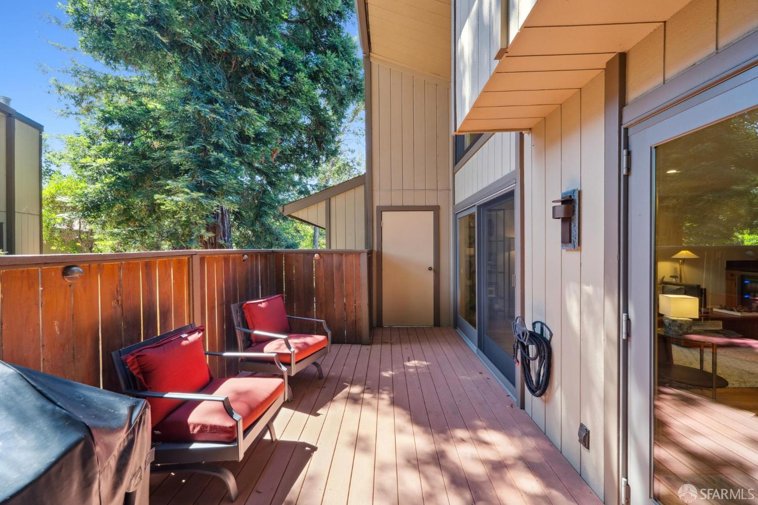 Detail Gallery Image 15 of 64 For 188 Alamo Sqr, Alamo,  CA 94507 - 3 Beds | 2/1 Baths