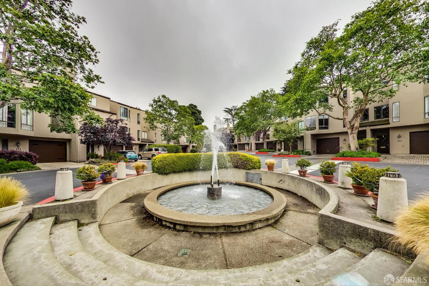 Detail Gallery Image 3 of 32 For 208 N Lake Merced Hls 3a,  San Francisco,  CA 94132 - 3 Beds | 2 Baths