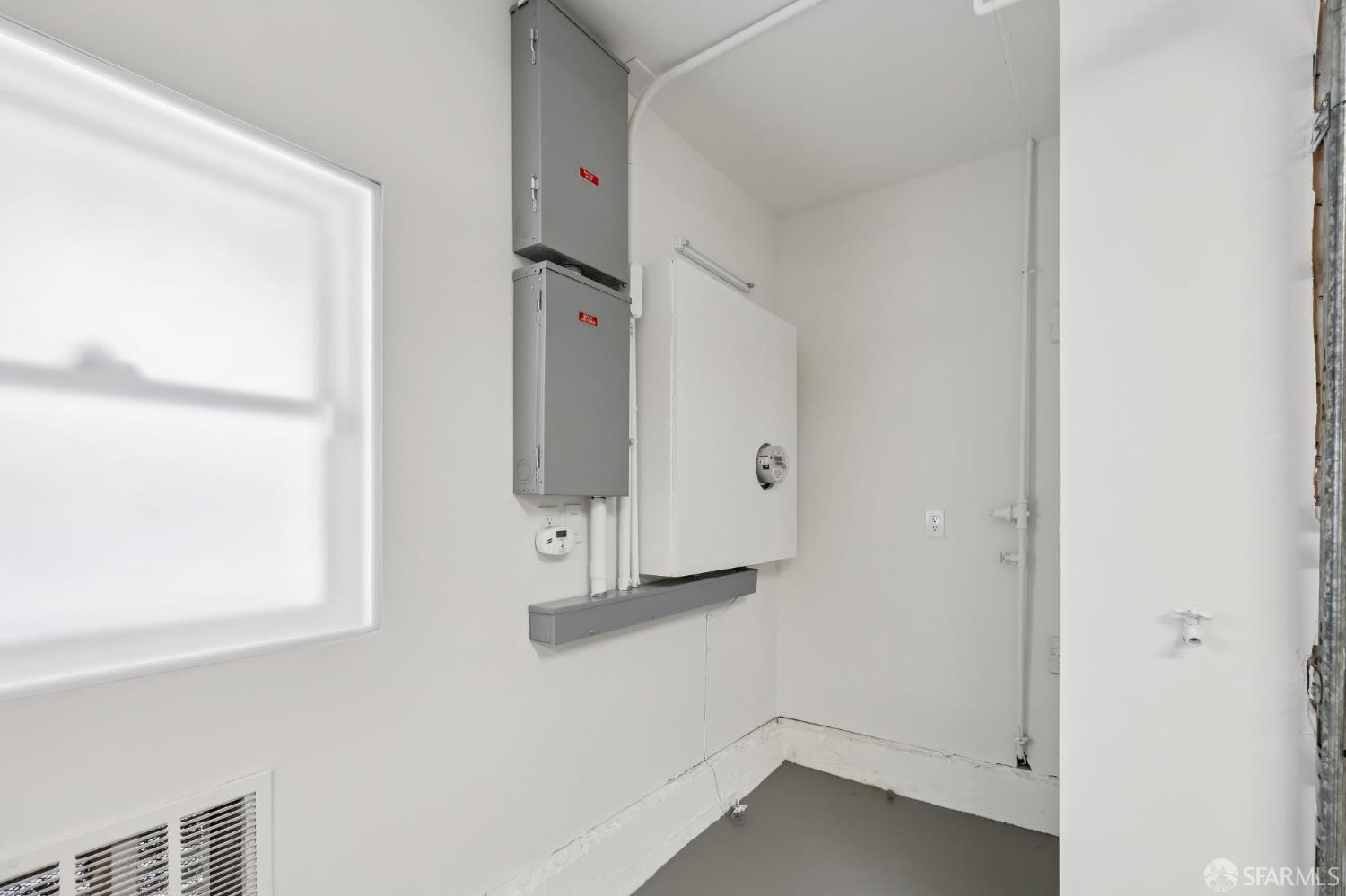 Detail Gallery Image 63 of 75 For 2200 Mariposa St, San Francisco,  CA 94110 - 4 Beds | 2 Baths