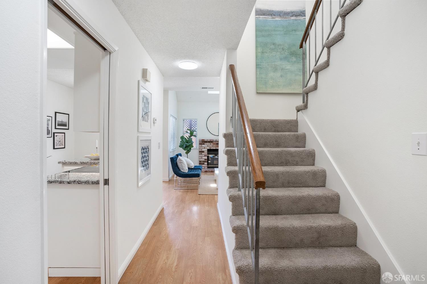 Detail Gallery Image 2 of 30 For 3937 Vine St, Pleasanton,  CA 94566 - 2 Beds | 2/1 Baths