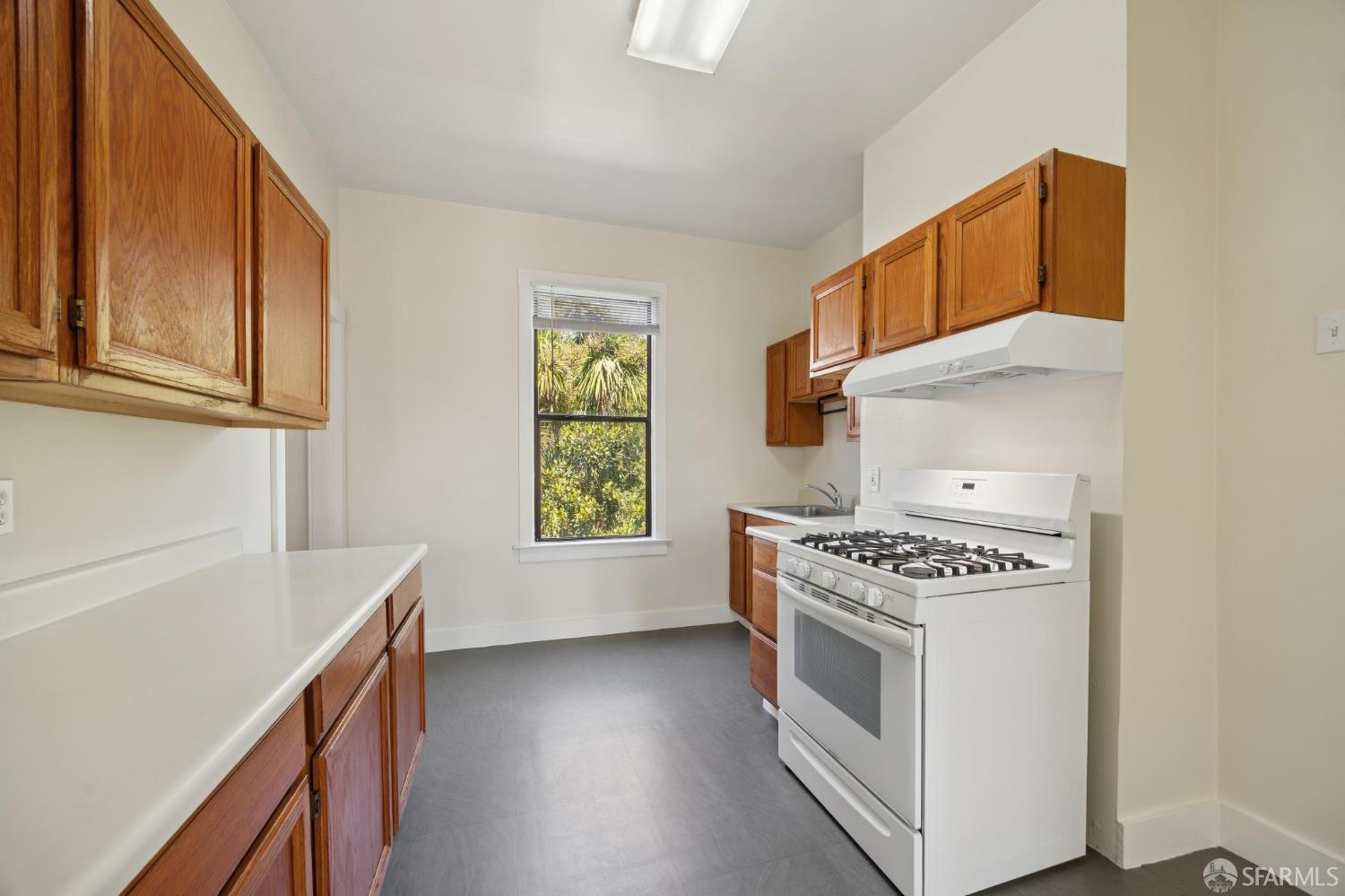 Detail Gallery Image 32 of 52 For 1541 Sanchez St, San Francisco,  CA 94131 - – Beds | – Baths