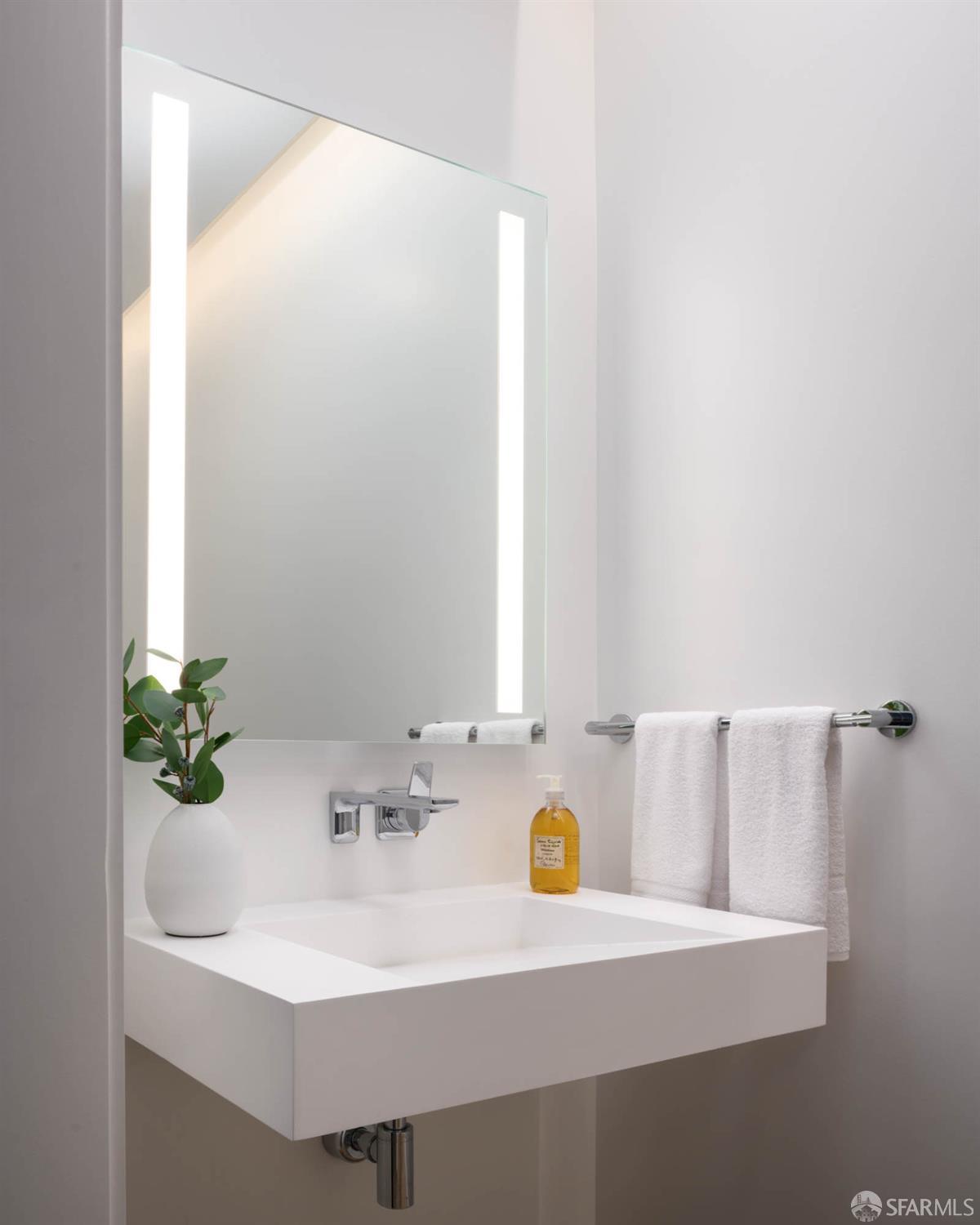 Detail Gallery Image 16 of 50 For 1 Bristol Ct #218,  San Francisco,  CA 94130 - 3 Beds | 3/1 Baths