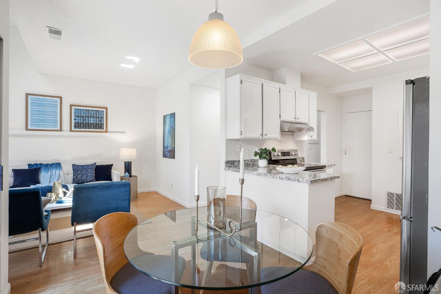 Detail Gallery Image 9 of 30 For 3937 Vine St, Pleasanton,  CA 94566 - 2 Beds | 2/1 Baths