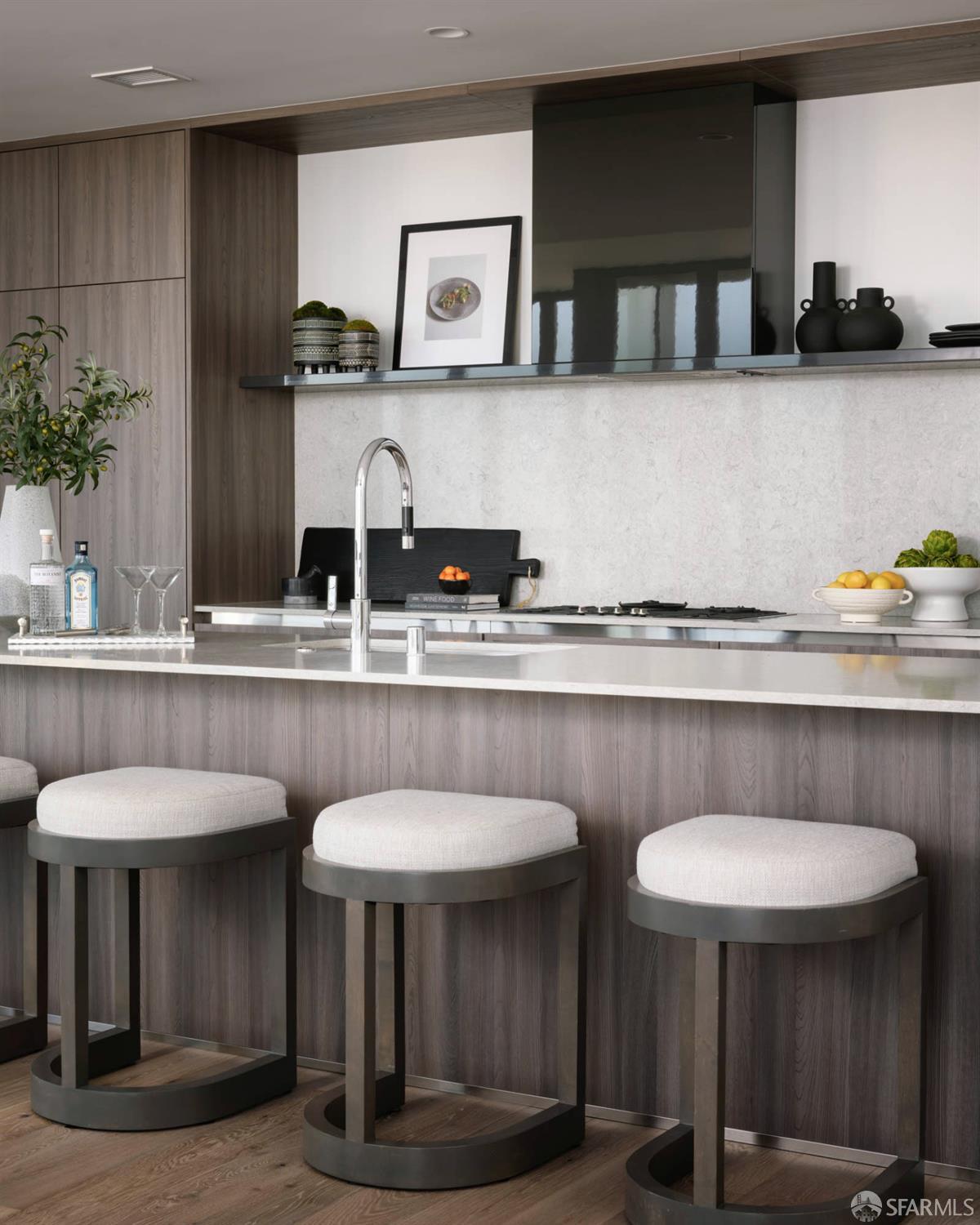 Detail Gallery Image 9 of 50 For 1 Bristol Ct #218,  San Francisco,  CA 94130 - 3 Beds | 3/1 Baths