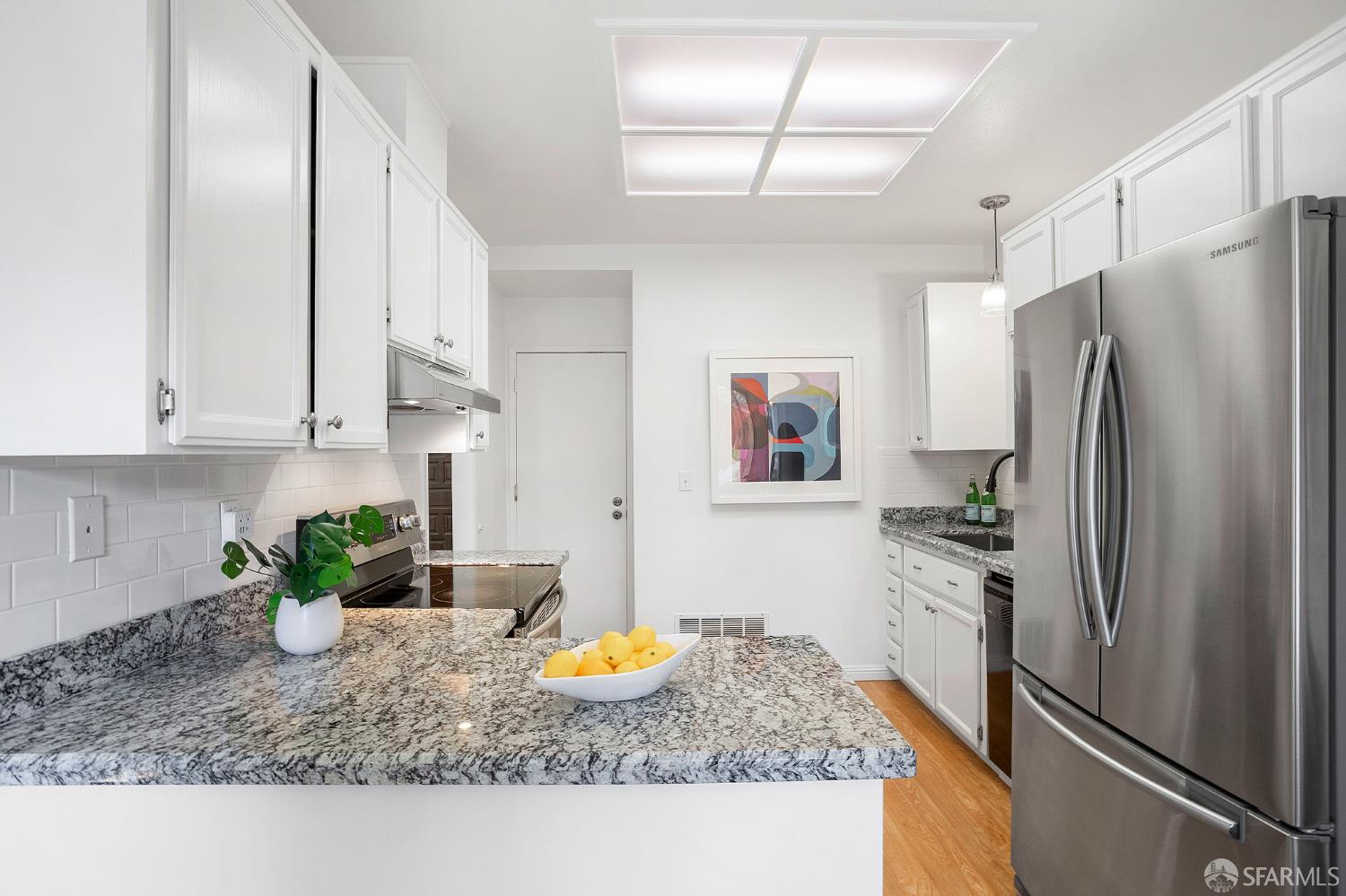 Detail Gallery Image 8 of 30 For 3937 Vine St, Pleasanton,  CA 94566 - 2 Beds | 2/1 Baths