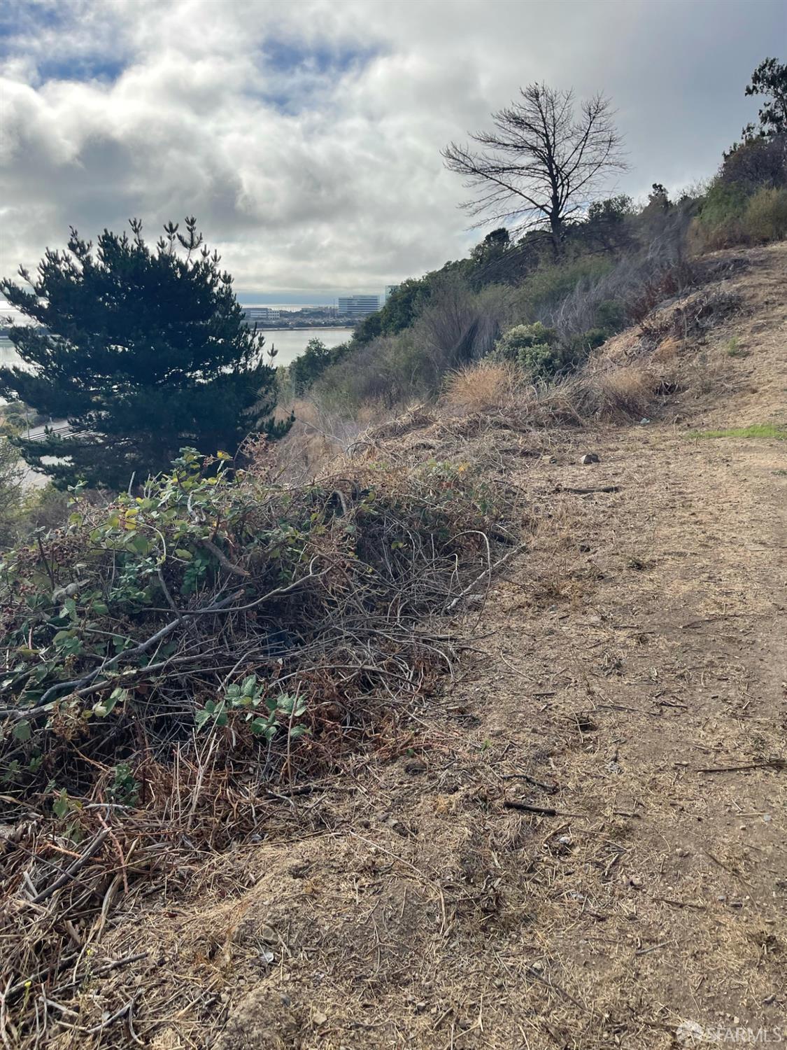 2 Bayshore Boulevard, Brisbane, CA, 94005