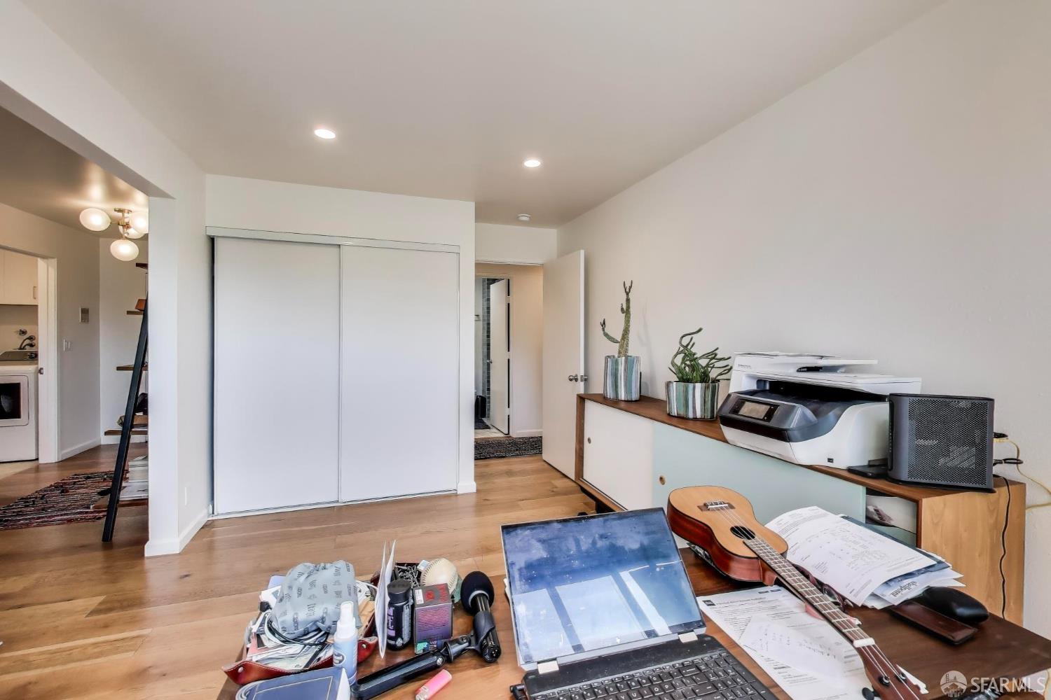 Detail Gallery Image 15 of 32 For 208 N Lake Merced Hls 3a,  San Francisco,  CA 94132 - 3 Beds | 2 Baths