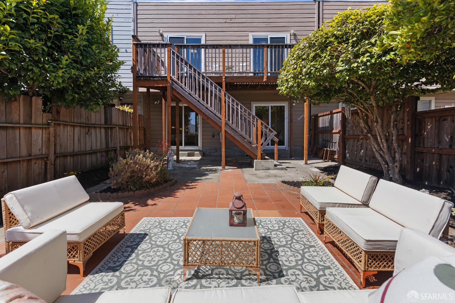 Detail Gallery Image 29 of 33 For 515 Goettingen St, San Francisco,  CA 94134 - 4 Beds | 2 Baths