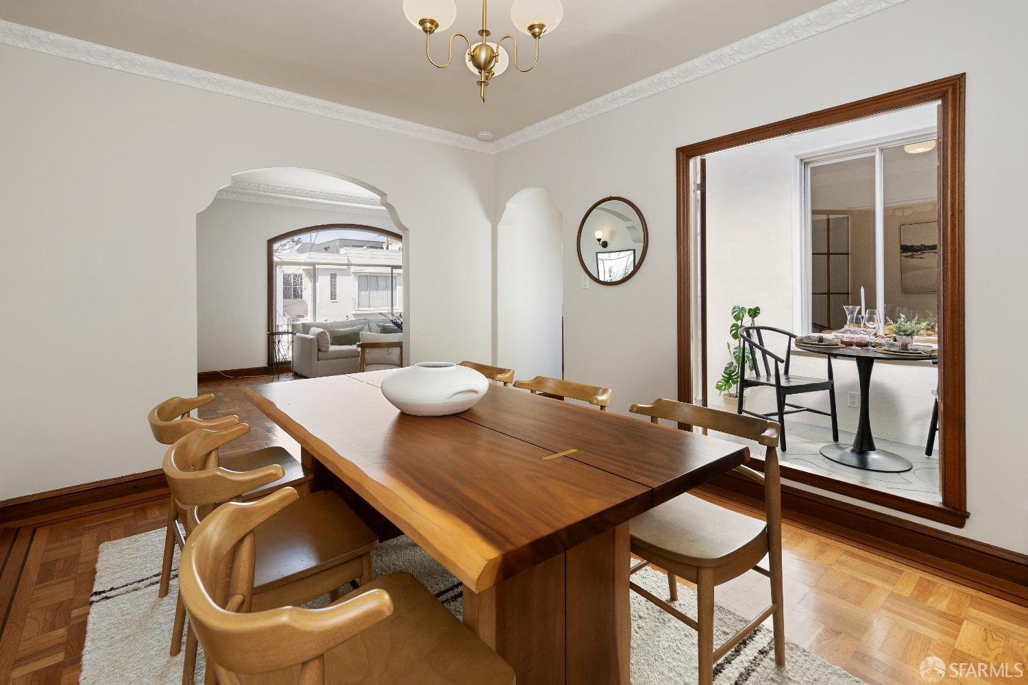 Detail Gallery Image 11 of 33 For 515 Goettingen St, San Francisco,  CA 94134 - 4 Beds | 2 Baths