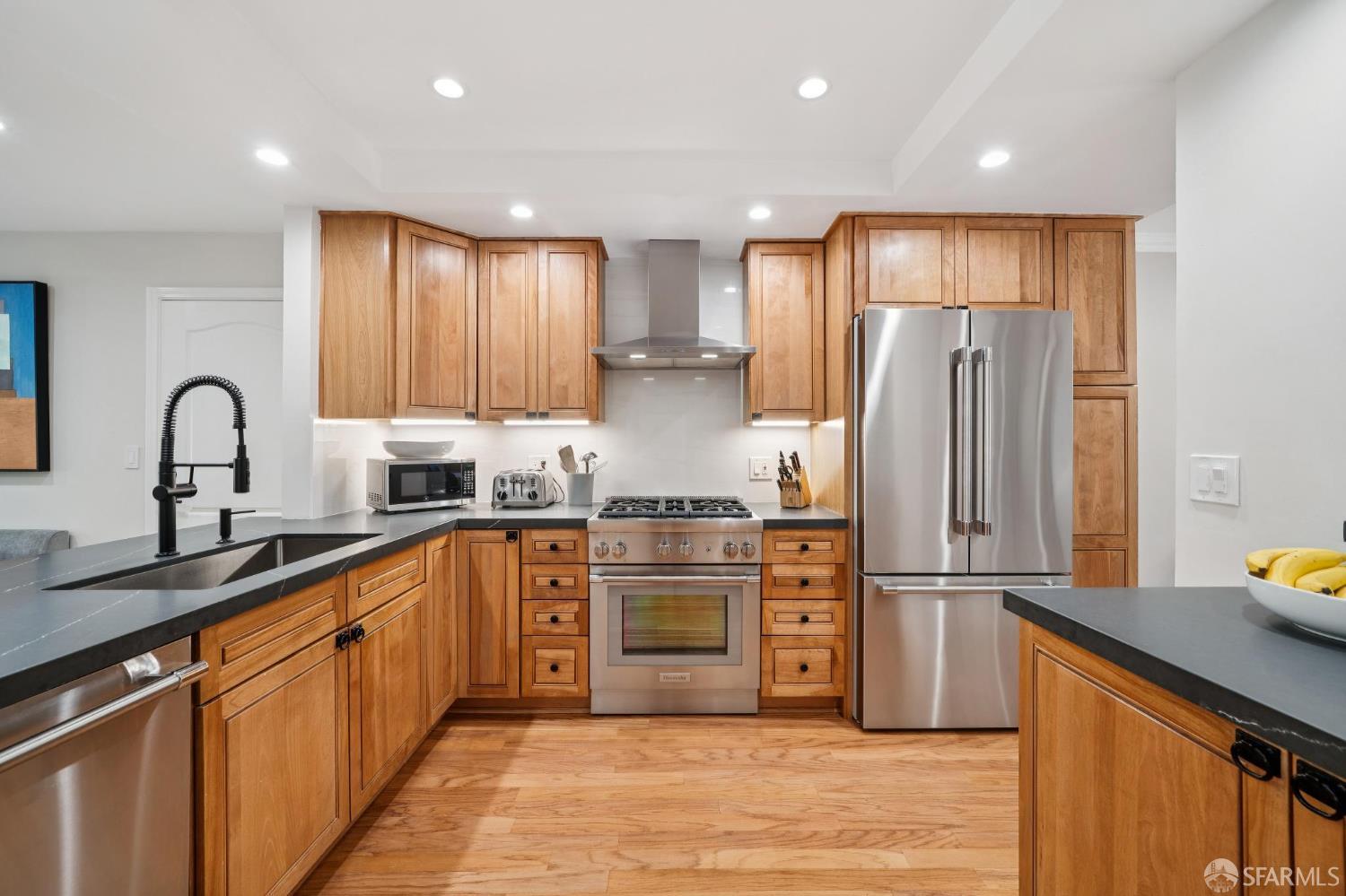 Detail Gallery Image 17 of 64 For 188 Alamo Sqr, Alamo,  CA 94507 - 3 Beds | 2/1 Baths
