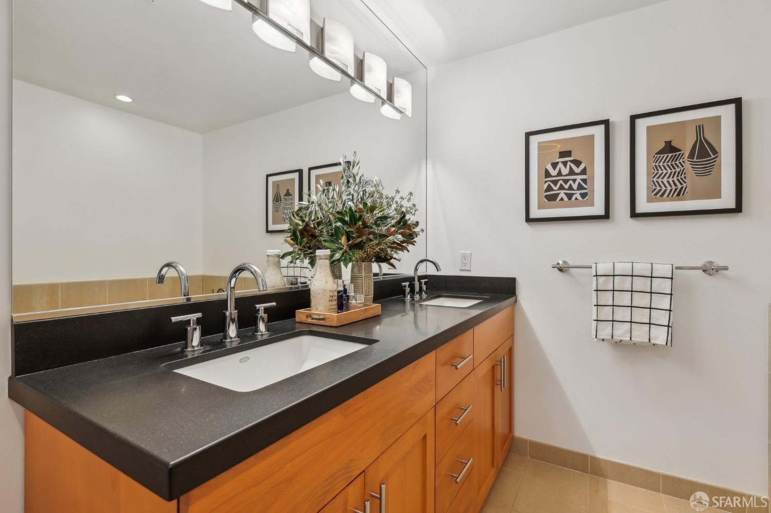 Detail Gallery Image 27 of 57 For 239 8th St #14,  San Francisco,  CA 94103 - 3 Beds | 2/1 Baths