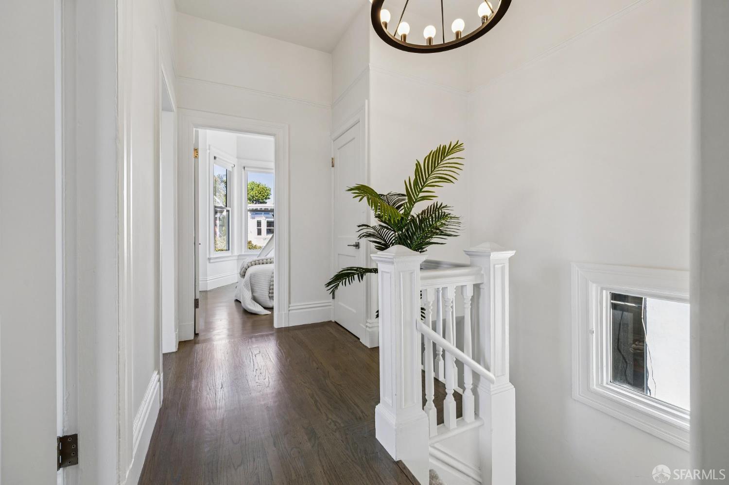 Detail Gallery Image 11 of 29 For 223 Waller St, San Francisco,  CA 94102 - 3 Beds | 1 Baths