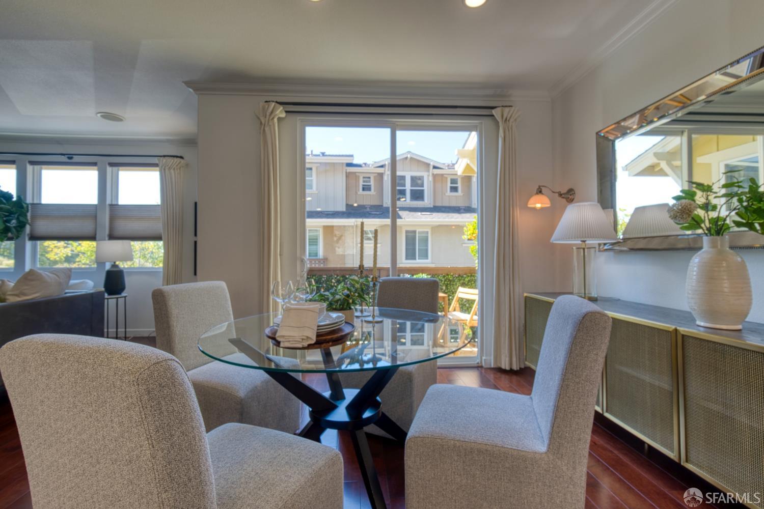 Detail Gallery Image 20 of 57 For 121 Diamond Cove Ter, San Francisco,  CA 94134 - 2 Beds | 2/1 Baths