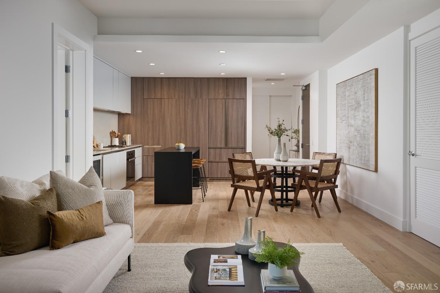 Photo #6: 425070396 Listing 