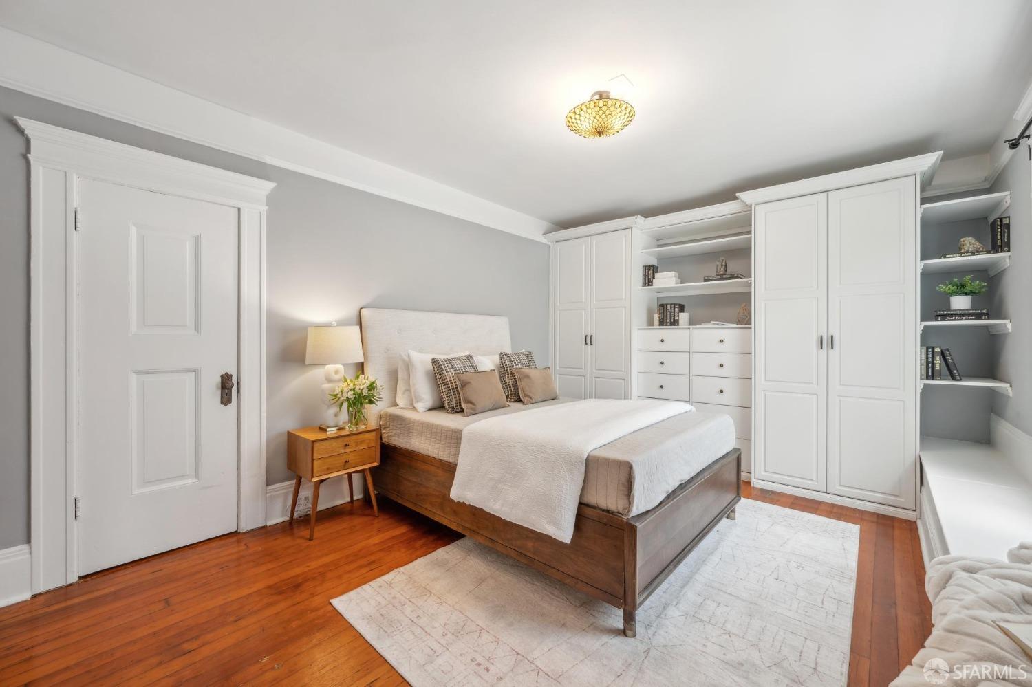 Photo #8: 425070288 Listing: Photo #8