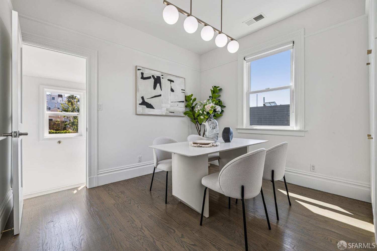 Detail Gallery Image 9 of 29 For 223 Waller St, San Francisco,  CA 94102 - 3 Beds | 1 Baths