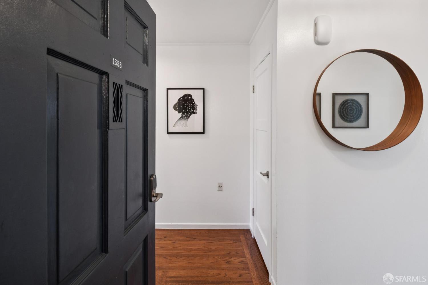 Photo #3: 425070362 Listing 