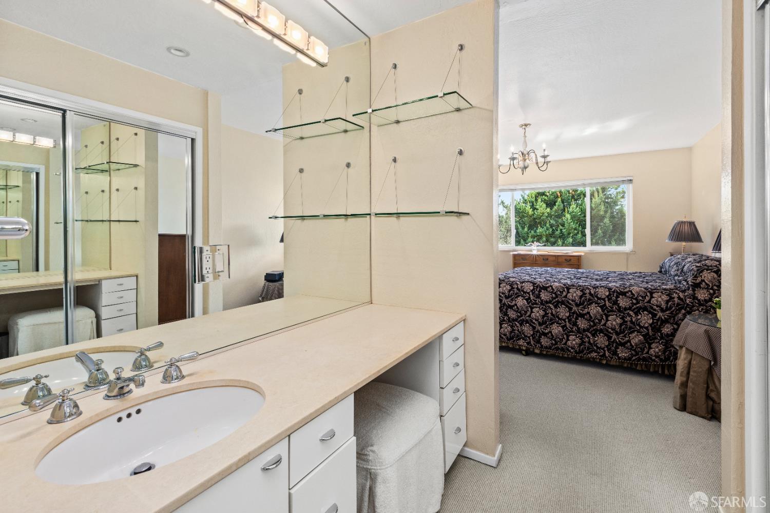 Detail Gallery Image 19 of 89 For 51 Wood St, San Francisco,  CA 94118 - – Beds | – Baths