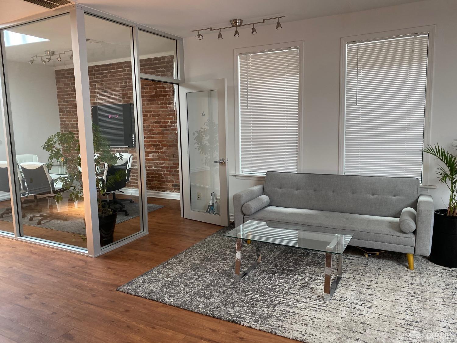 Detail Gallery Image 13 of 13 For 1042 Kearny St, San Francisco,  CA 94133 - – Beds | – Baths