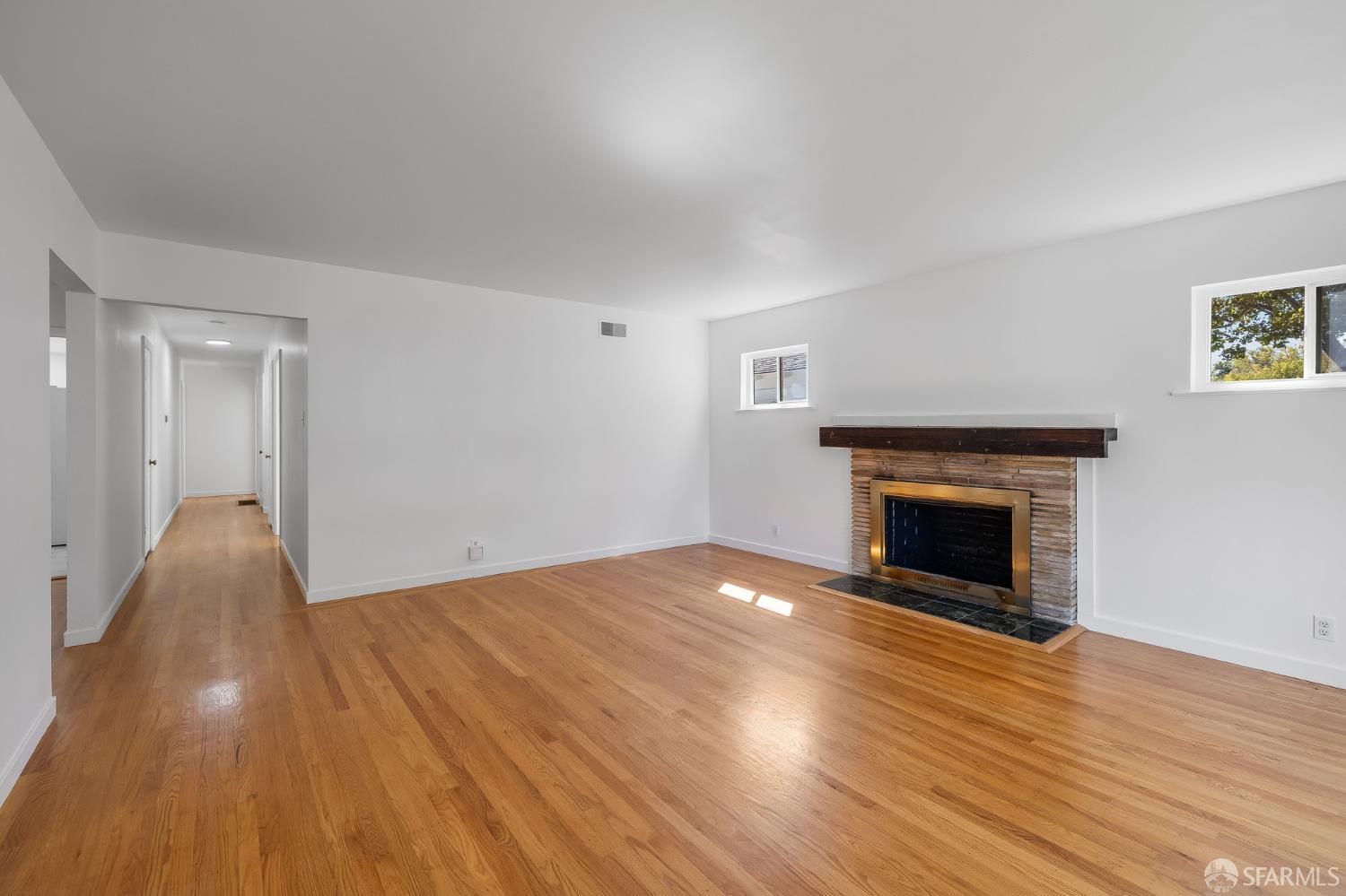 Detail Gallery Image 9 of 43 For 2615 Alameda De Las Pulgas, San Mateo,  CA 94403 - 3 Beds | 2 Baths