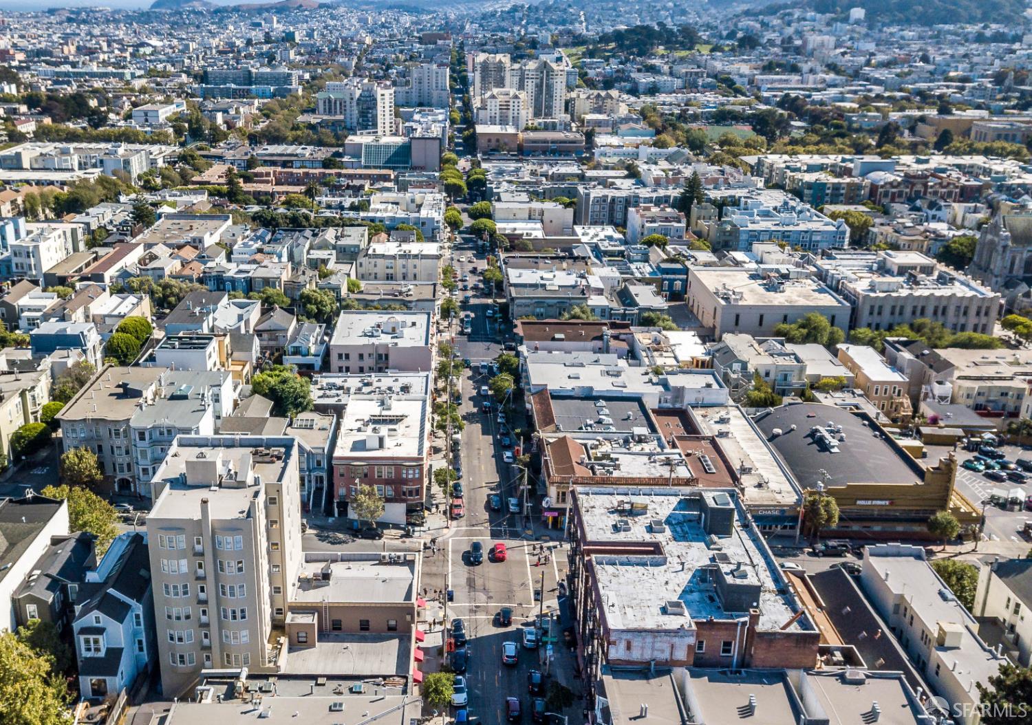 Detail Gallery Image 66 of 78 For 2116 Divisadero St, San Francisco,  CA 94115 - 3 Beds | 2/2 Baths