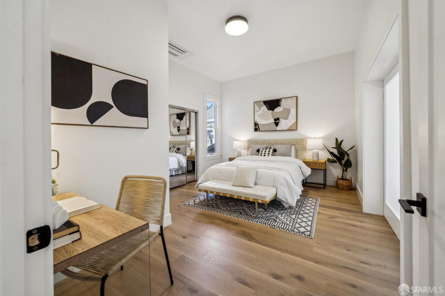 Photo #5: 425070803 Listing 