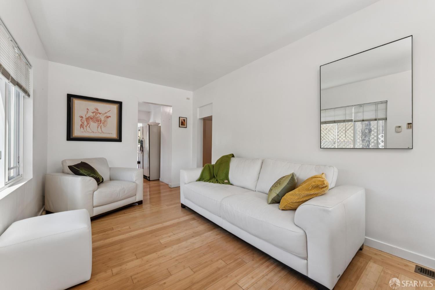 Detail Gallery Image 5 of 24 For 1109 Channing Way, Berkeley,  CA 94702 - 2 Beds | 1 Baths