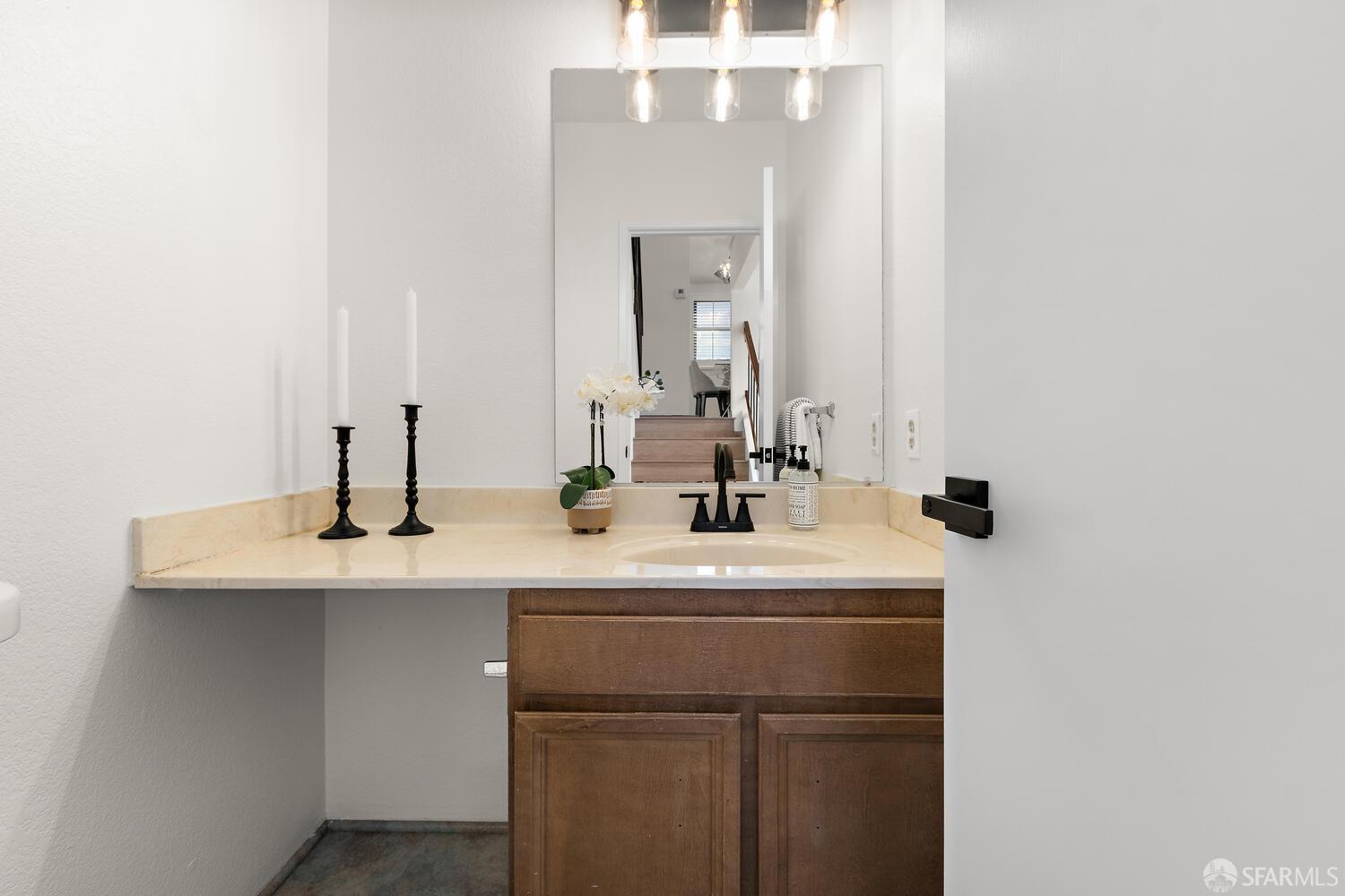 Detail Gallery Image 29 of 45 For 3 John Papan Ct, Daly City,  CA 94015 - 3 Beds | 2/1 Baths