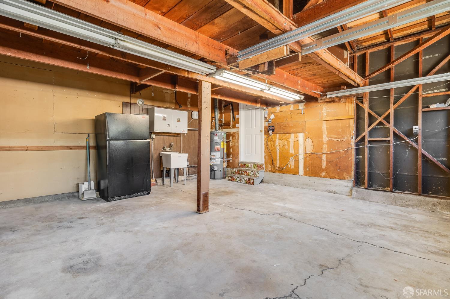 Detail Gallery Image 30 of 43 For 2615 Alameda De Las Pulgas, San Mateo,  CA 94403 - 3 Beds | 2 Baths