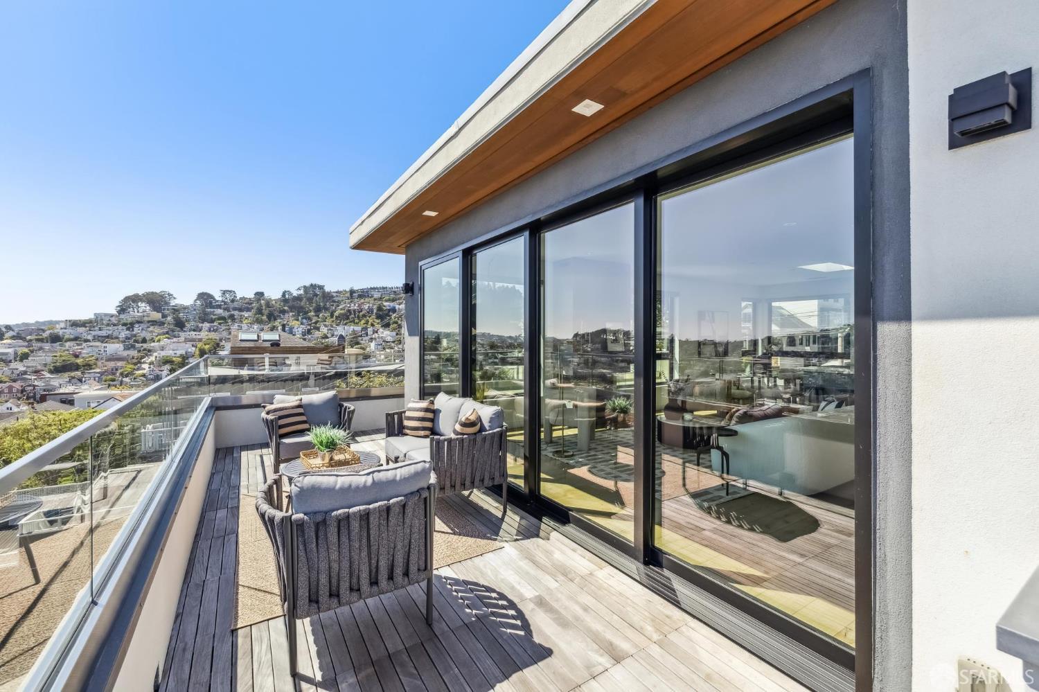 Detail Gallery Image 22 of 57 For 1485 Noe St, San Francisco,  CA 94131 - – Beds | – Baths