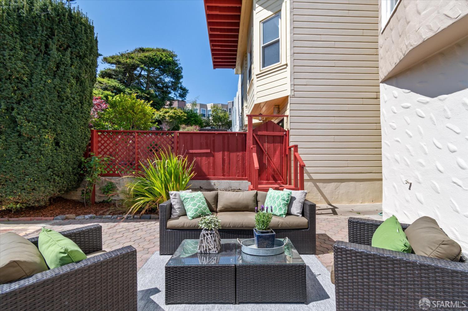 Detail Gallery Image 24 of 33 For 2645 14th Ave, San Francisco,  CA 94127 - 5 Beds | 3 Baths