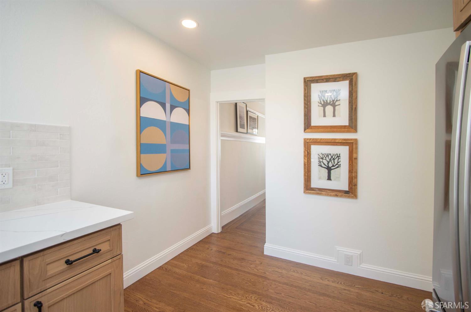 Detail Gallery Image 14 of 29 For 419 Capistrano Ave, San Francisco,  CA 94112 - 2 Beds | 1 Baths