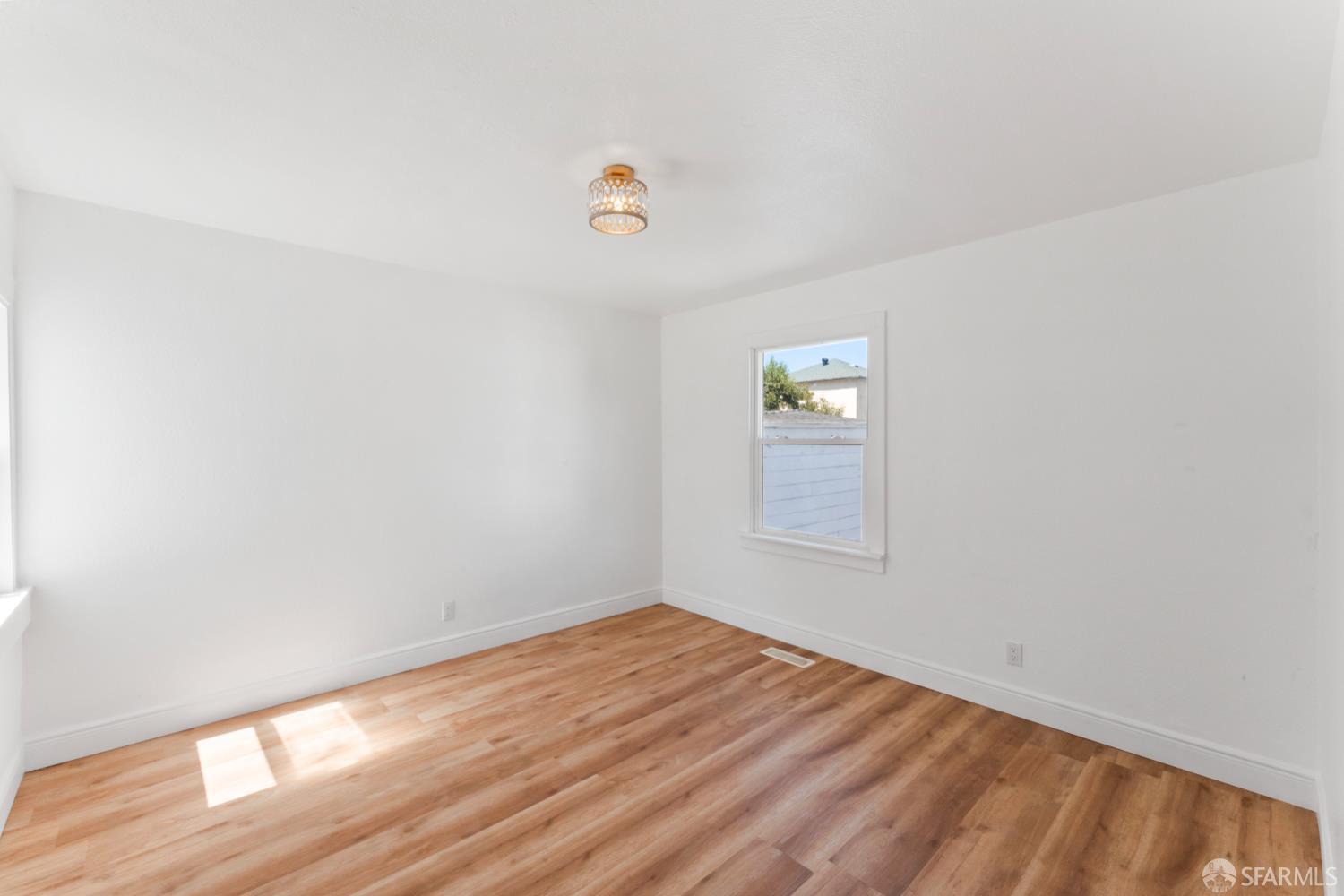 Detail Gallery Image 21 of 30 For 2621 Ritchie St, Oakland,  CA 94605 - 3 Beds | 1 Baths