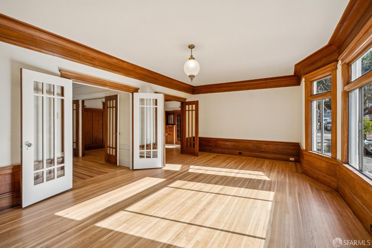 Photo #4: 425071035 Listing 