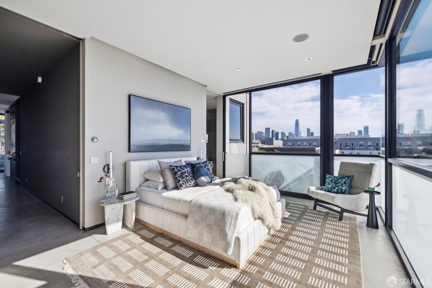 Detail Gallery Image 26 of 58 For 55 Sheridan St, San Francisco,  CA 94103 - 4 Beds | 3/1 Baths