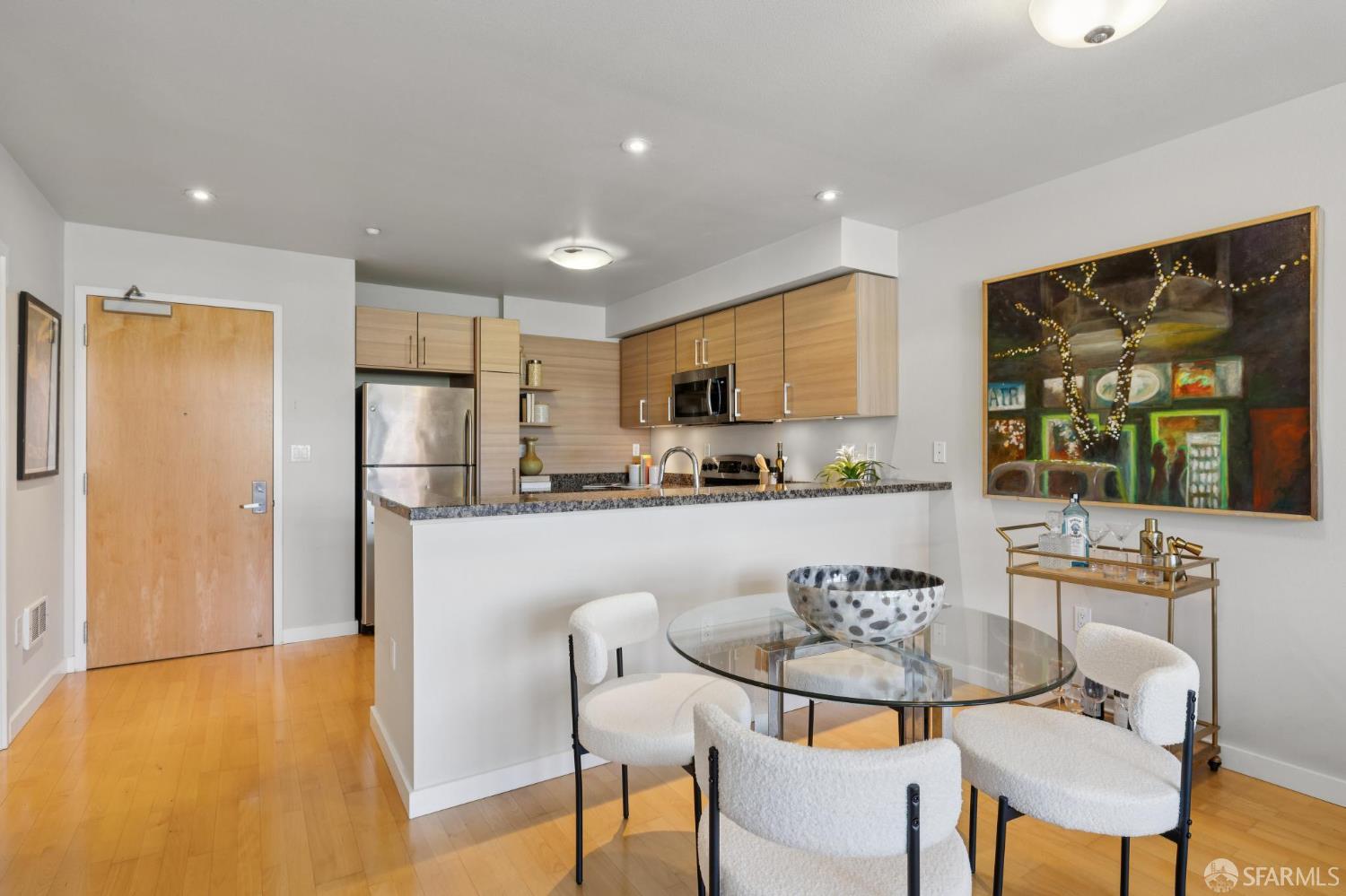Detail Gallery Image 8 of 28 For 329 Bay St #305,  San Francisco,  CA 94133 - 1 Beds | 1 Baths